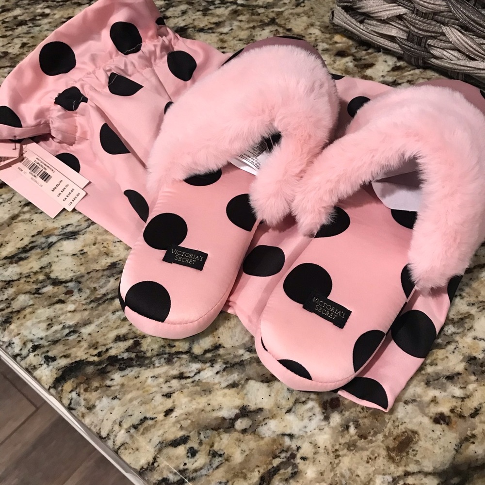 Victoria secrets slippers